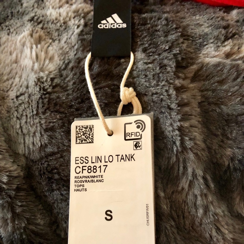 🎉 NWT Adidas ESS LIN LO Tank Top Pink - Picture 4 of 4